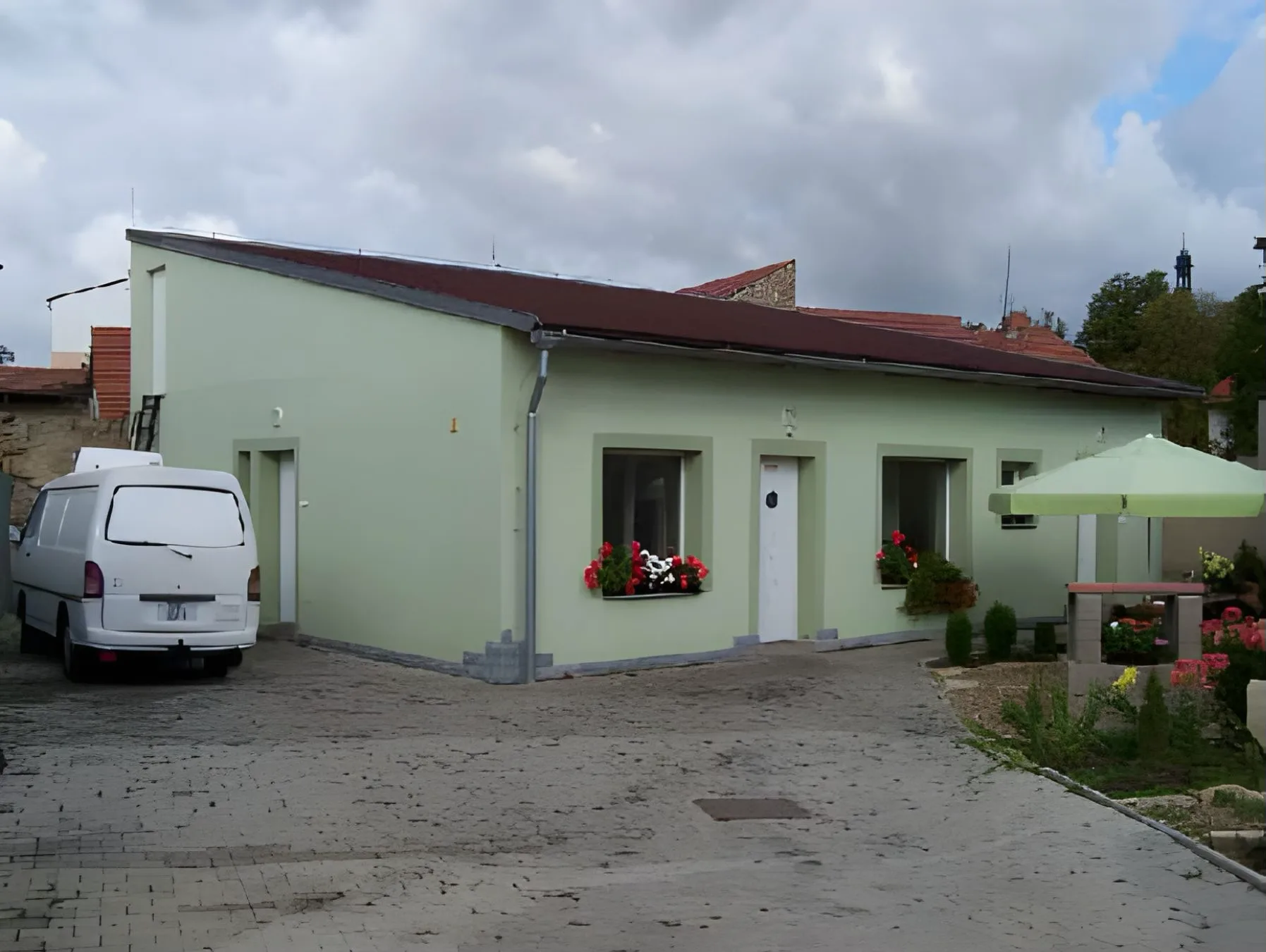 Prodejna Ryby a lahůdky Peruc – exteriér